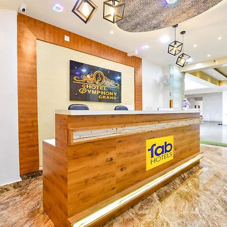 Fabhotel Symphony Grand Ахмедабад Экстерьер фото