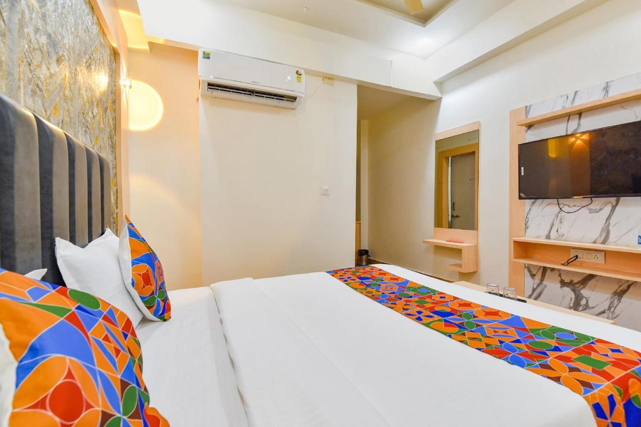 Fabhotel Symphony Grand Ахмедабад Экстерьер фото