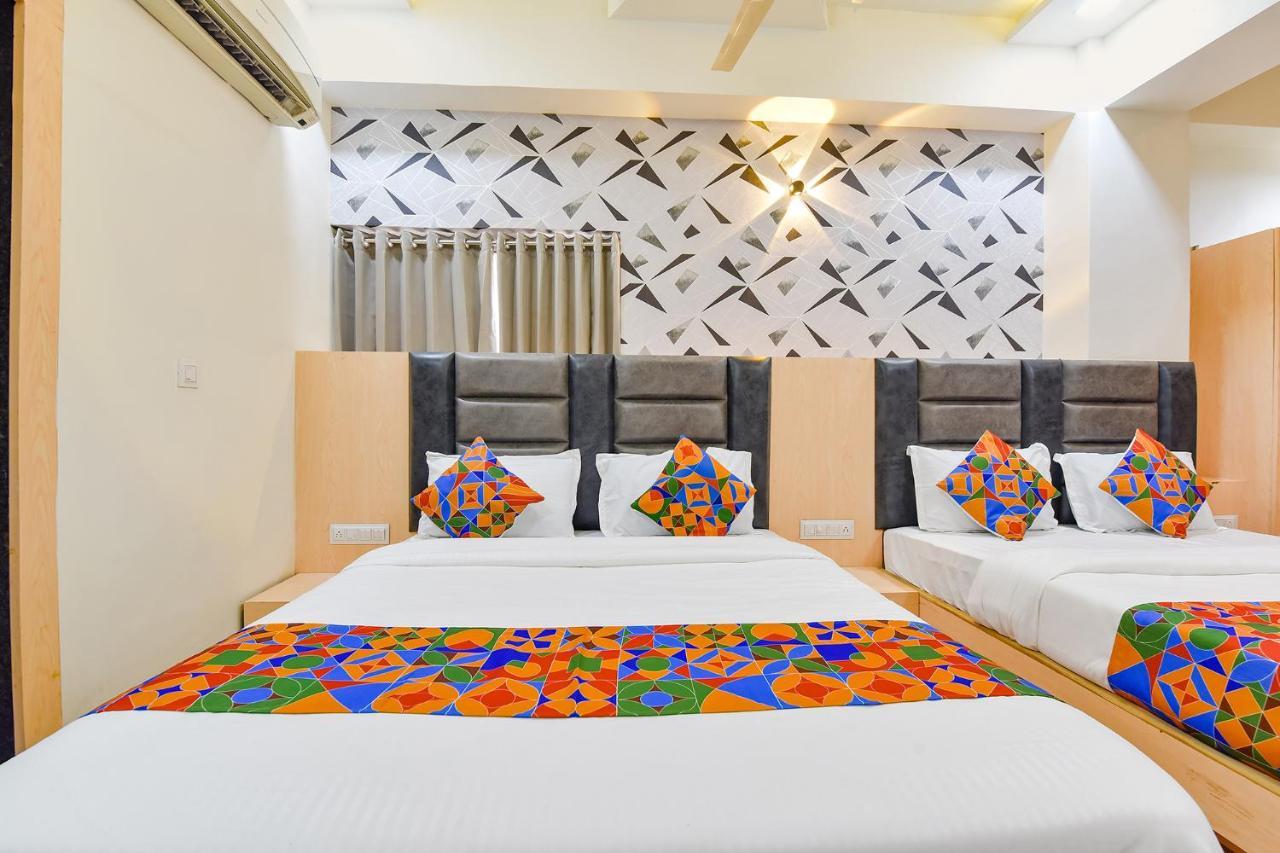 Fabhotel Symphony Grand Ахмедабад Экстерьер фото